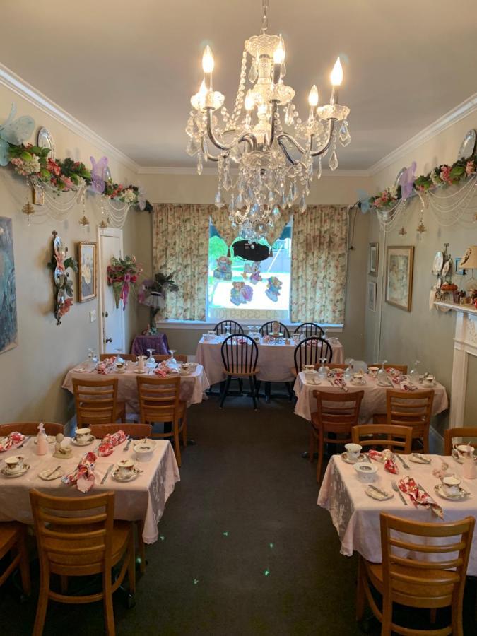Emerald Necklace Inn Bed And Breakfast Lakewood Exterior foto