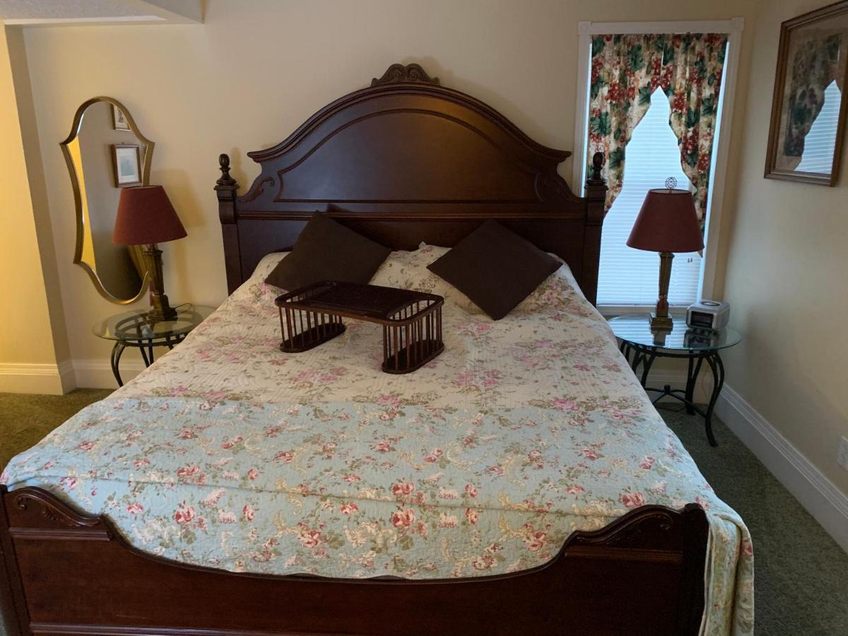 Emerald Necklace Inn Bed And Breakfast Lakewood Exterior foto
